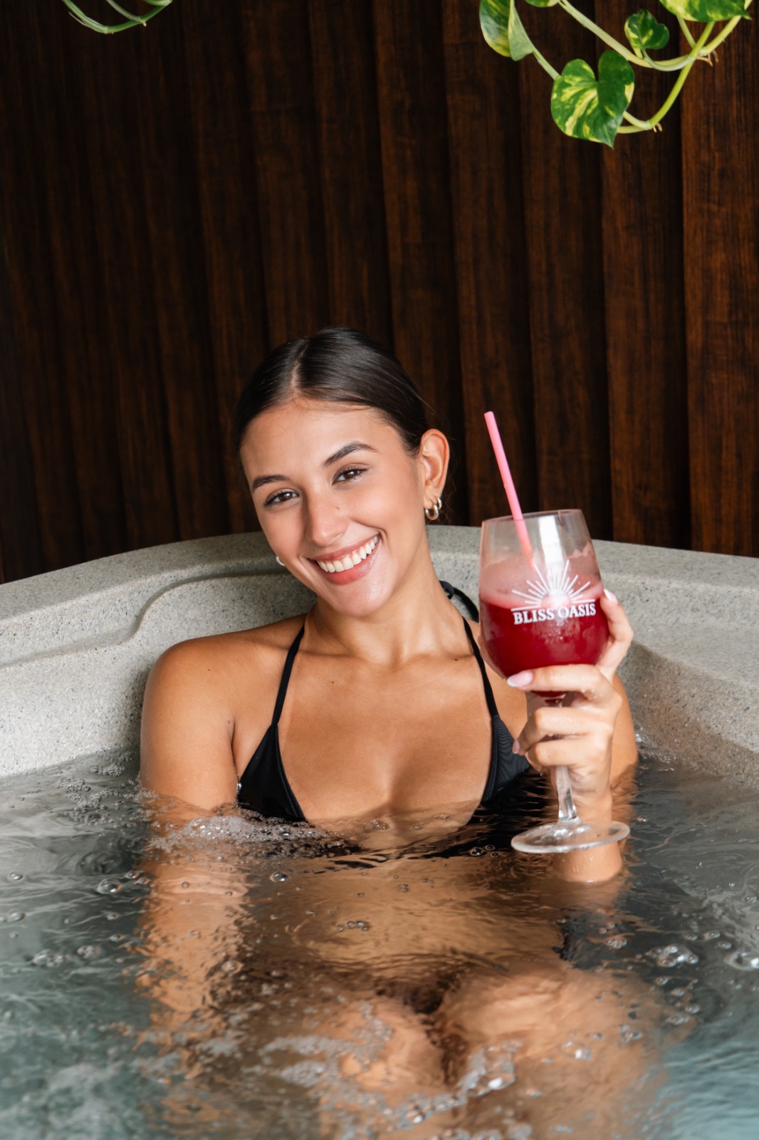 Ambiente de spa de lujo y aromaterapia en Bliss Oasis